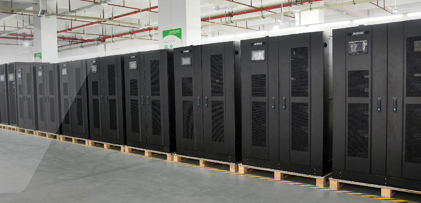 UPS รุ่น PRM Plus 80kVA พร้อมแบตเตอรี่ลิเธียมประสิทธิภาพสูง ให้พลังงานที่ปลอดภัยและเสถียรสำหรับโครงการศูนย์ข้อมูล
