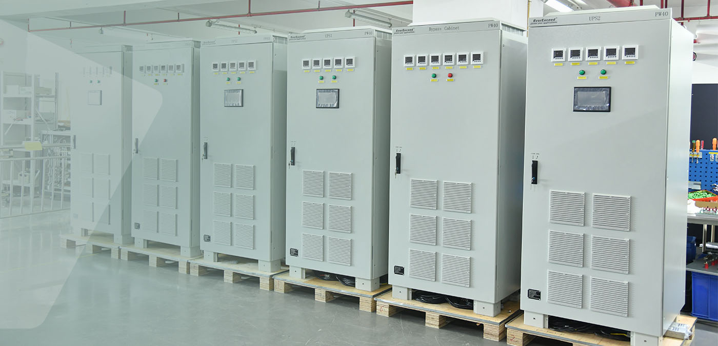 Power Champion Seires UPS ขนาด 40kVA สำหรับโครงการด้านแหล่งน้ำมันและก๊าซ